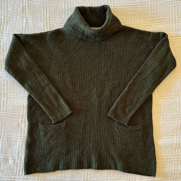 Ellen Tracy XL Wool Yak Hair Turtleneck Sweater Green Pockets - Picture 2 of 8